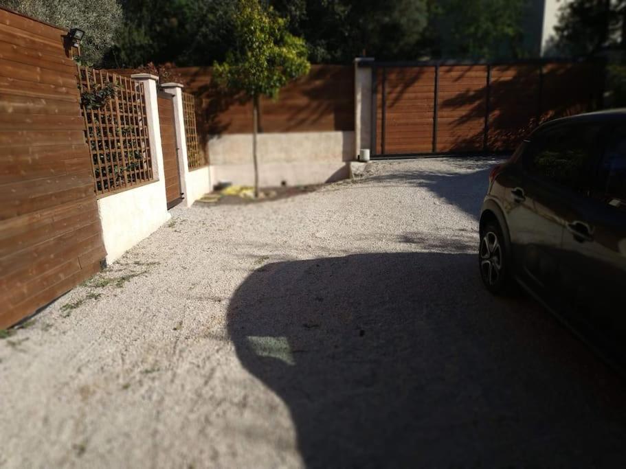 Appartamento Studio Jacuzzi Prive A 8 Min A Pied De La Plage La Ciotat Esterno foto
