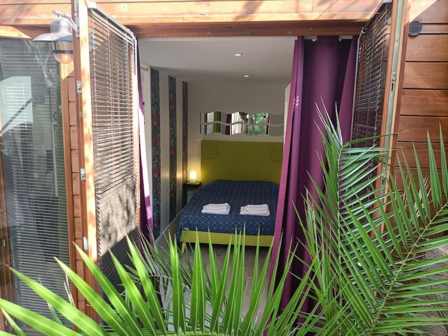 Appartamento Studio Jacuzzi Prive A 8 Min A Pied De La Plage La Ciotat Esterno foto