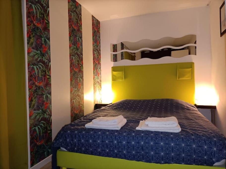 Appartamento Studio Jacuzzi Prive A 8 Min A Pied De La Plage La Ciotat Esterno foto